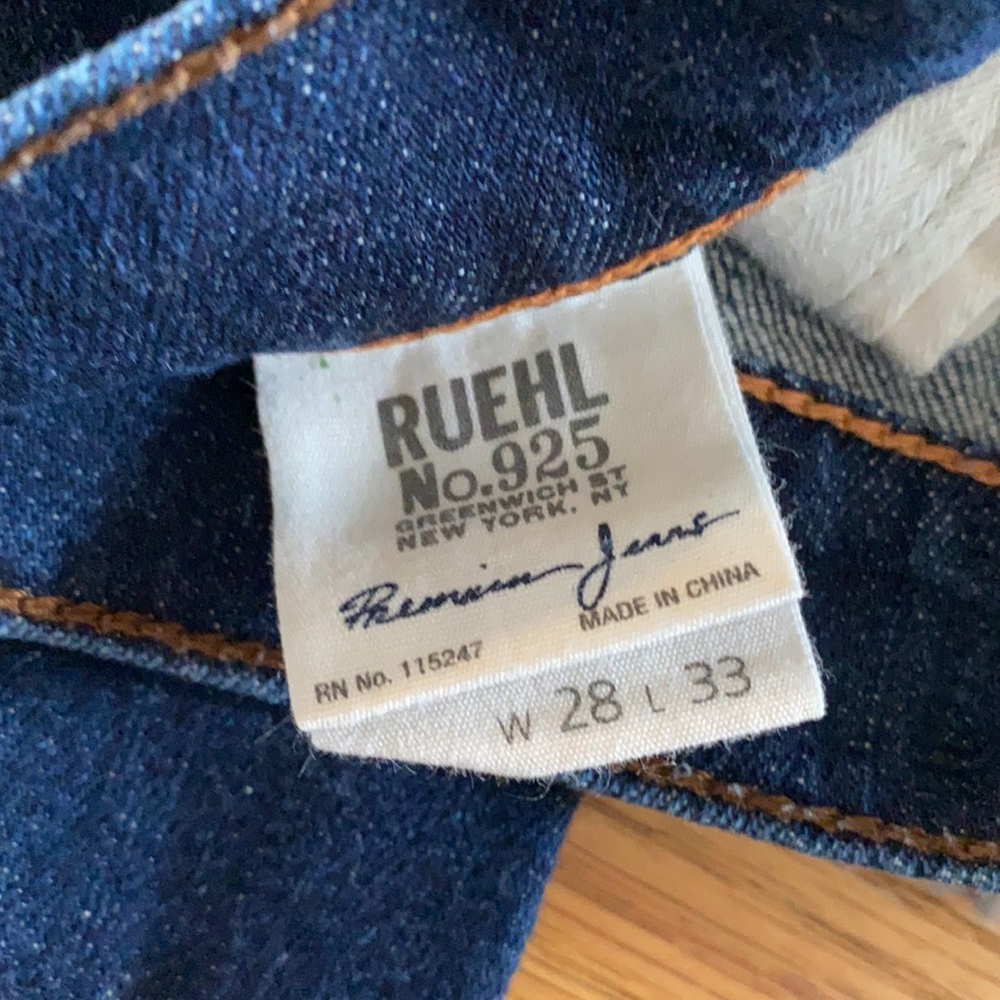 Jeans - Picture 3 of 4